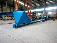 螺旋輸送機的輸送結構為：螺旋機殼，螺旋軸，螺旋葉片，螺旋電機等多個部件的使用。